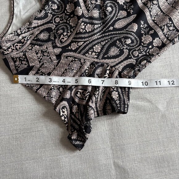 Halife Womens Short-Sleeve Paisley Print Boho Tunic Top Black & Beige Size L - Picture 7 of 8